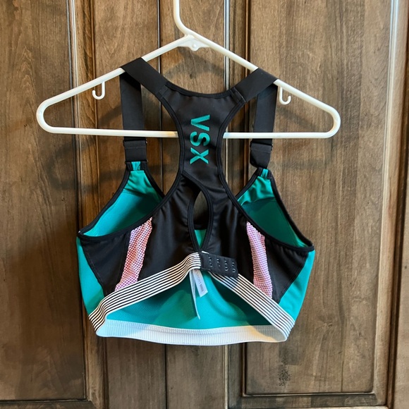 VSX Sports Bra - Picture 6 of 7